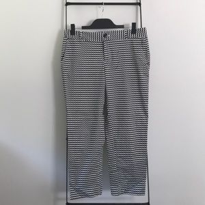 Banana Republic Black & White Hampton Capris